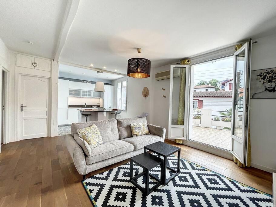 Appartement De Charme Erdizka Classe 3 Etoiles بايون المظهر الخارجي الصورة
